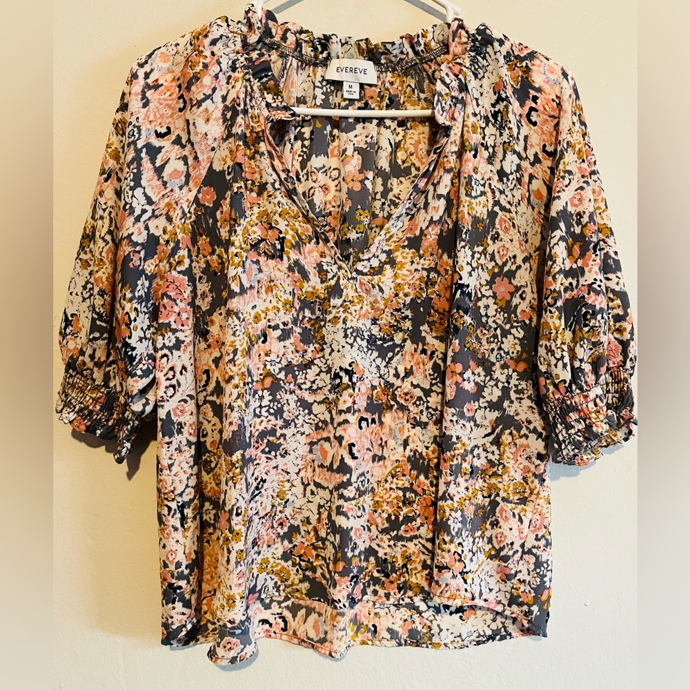 Evereve Floral V-Neck Multicolor Blouse Medium Boho Cottagecore Casual